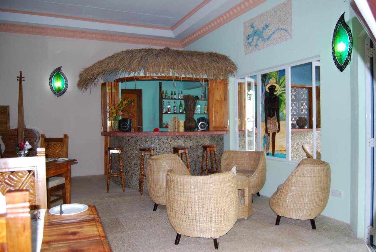 The Islander Hotel Grand Anse  Εξωτερικό φωτογραφία