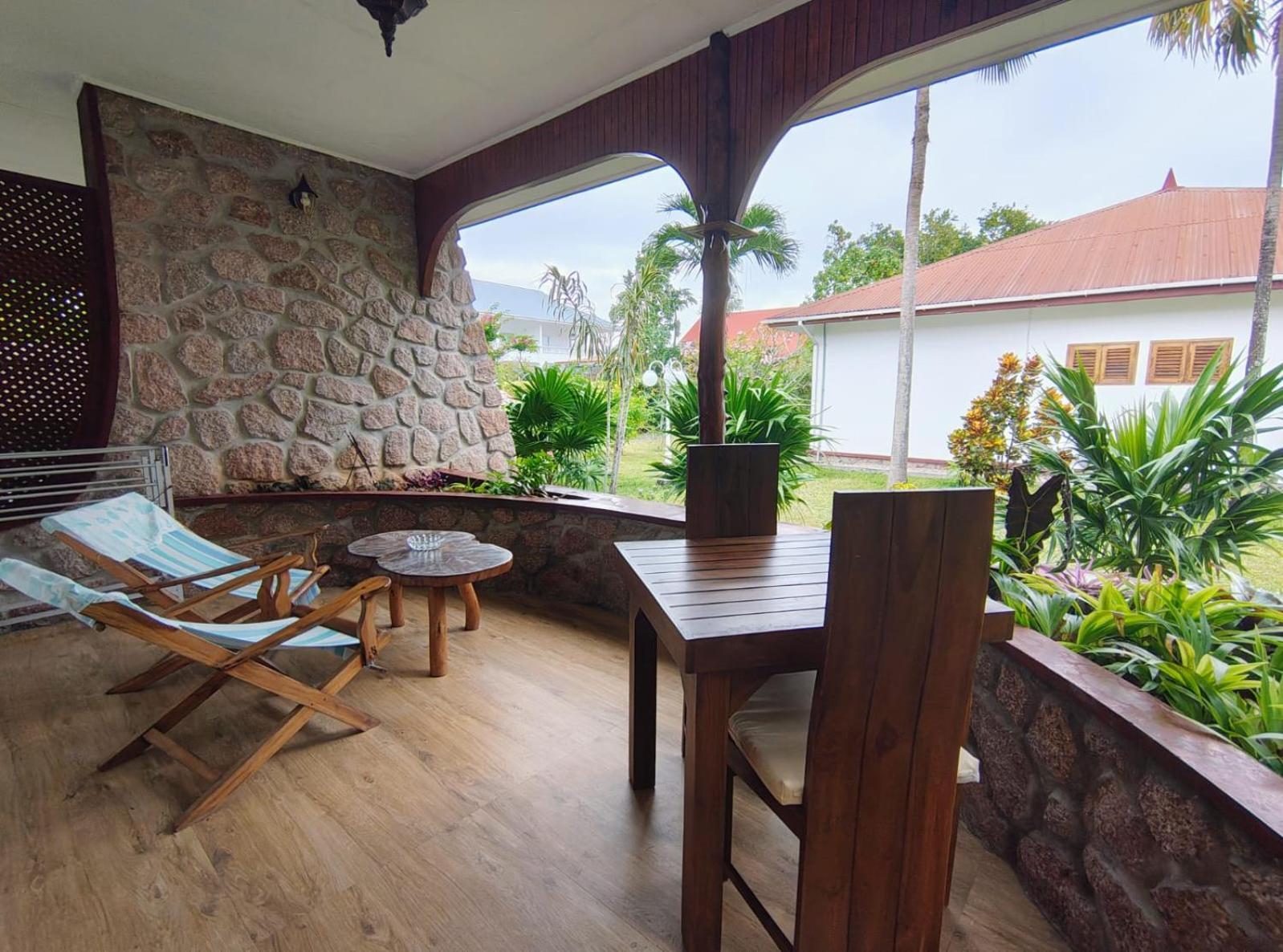 The Islander Hotel Grand Anse  Εξωτερικό φωτογραφία
